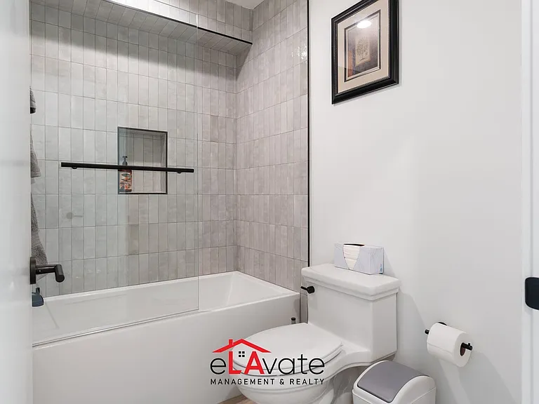1035 N Serrano Ave #3 — Photo 17
