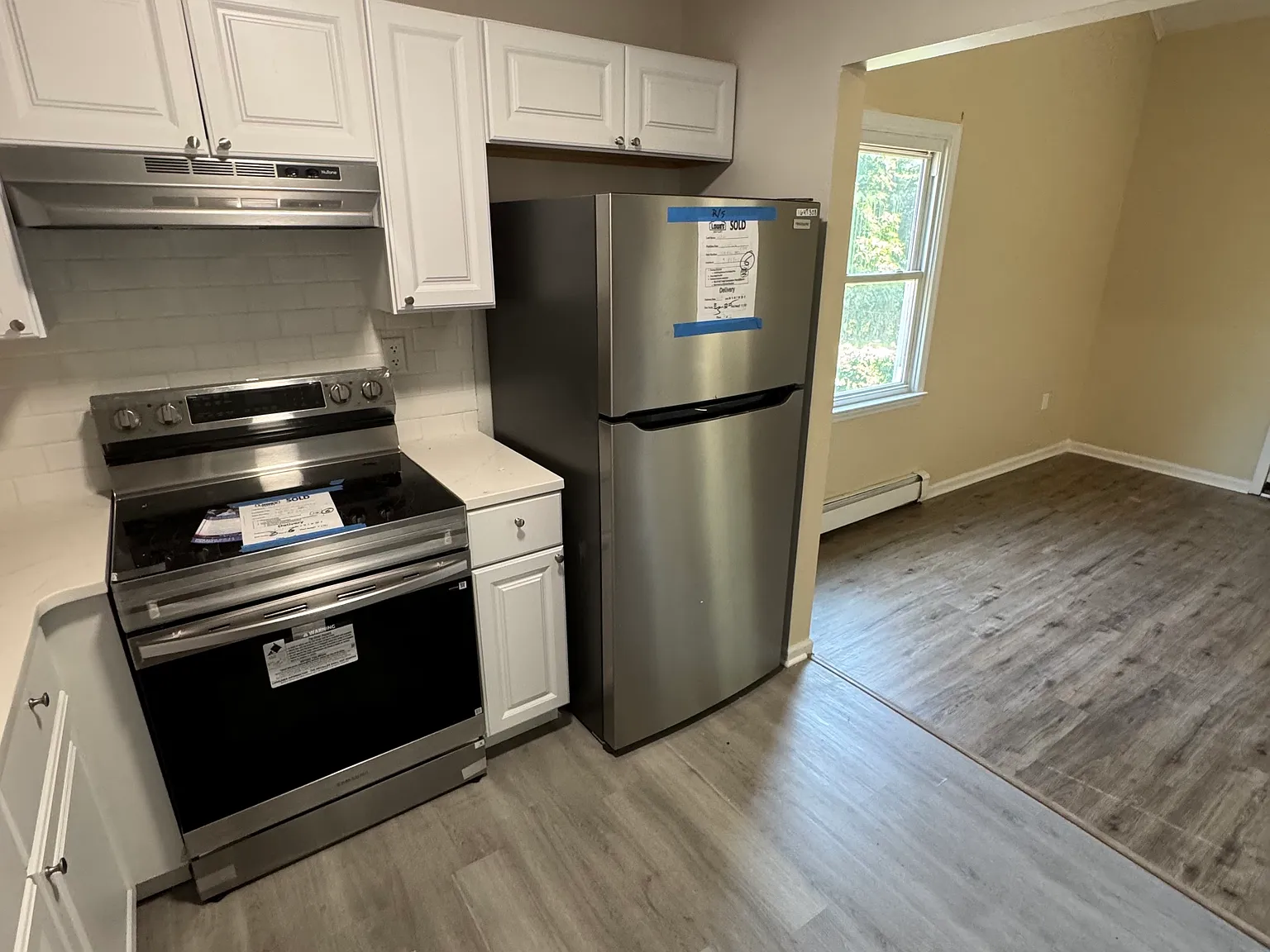 3 bed, $2,200 — Photo 4