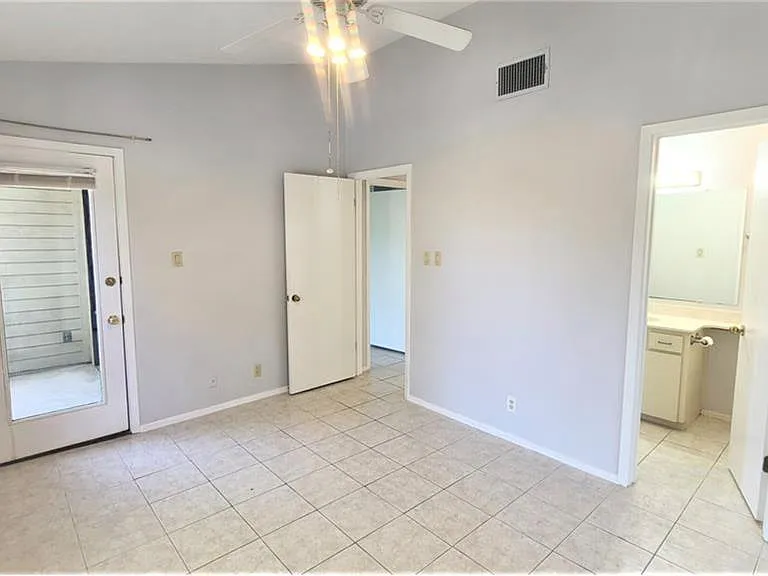 106 E 30th St #308 — Photo 15
