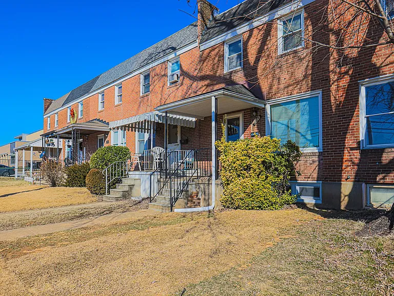 6426 Odonnell St — Photo 4