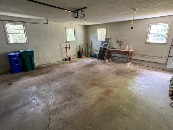 215 S Main St, Attleboro, MA 02703