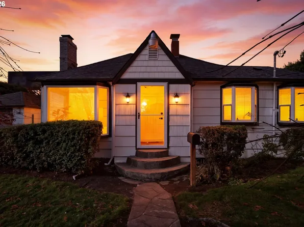 415 SE 94th Ave, Portland, OR 97216