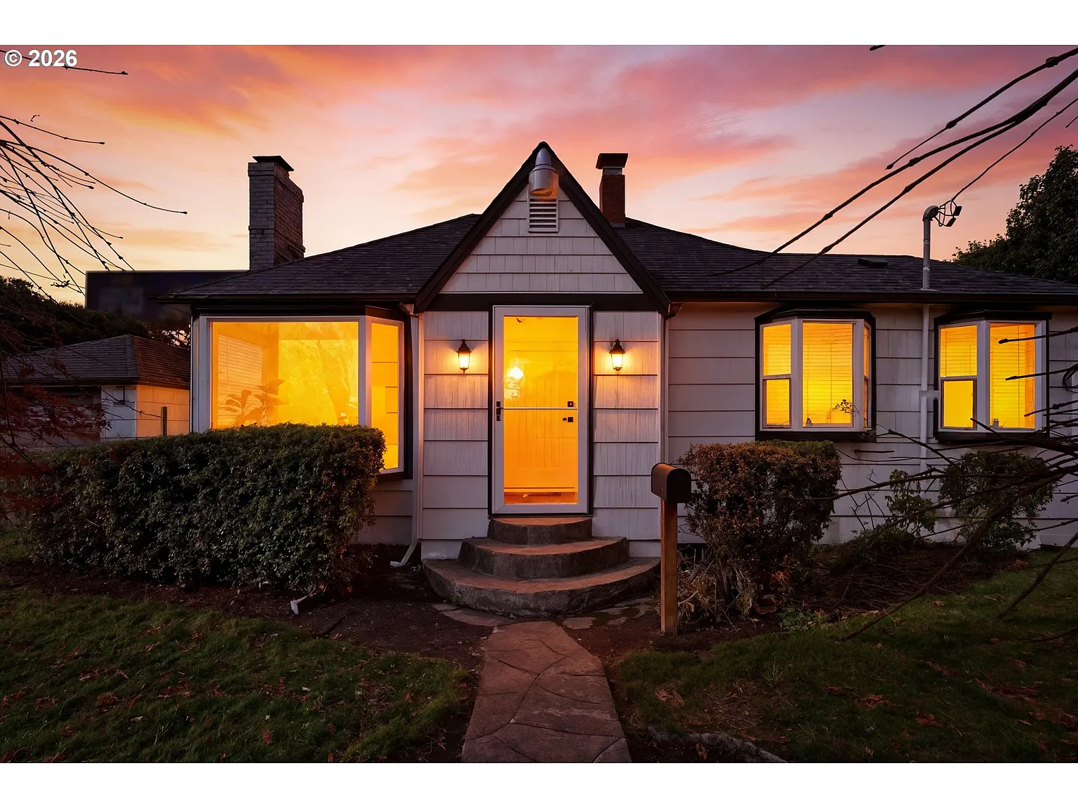 415 SE 94th Ave photo 1