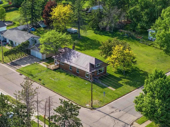 424 MAPLE STREET, Nekoosa, WI 54457