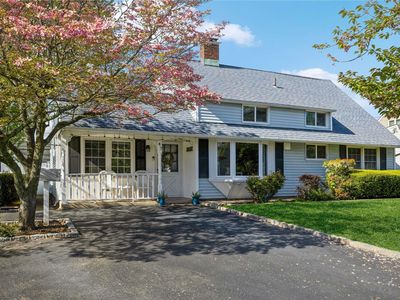 47 Pewter Lane, Hicksville, NY, 11801