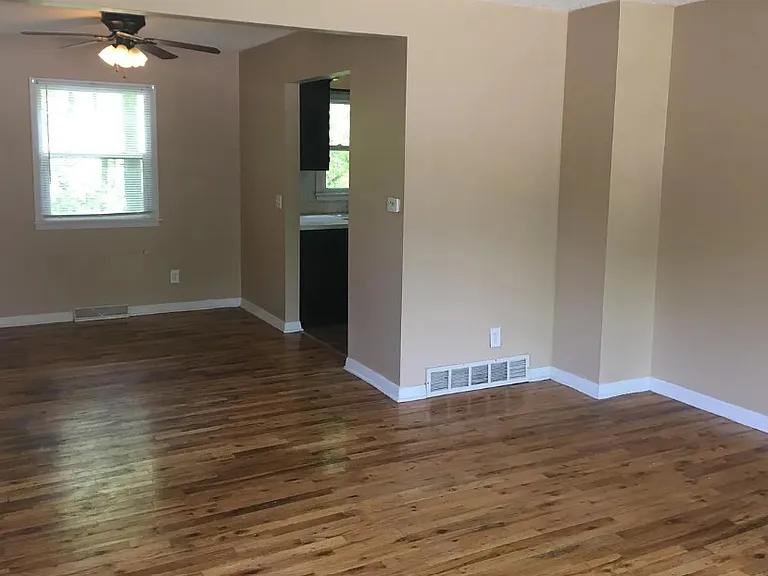 1745 Pleasant Ct #1 — Photo 10