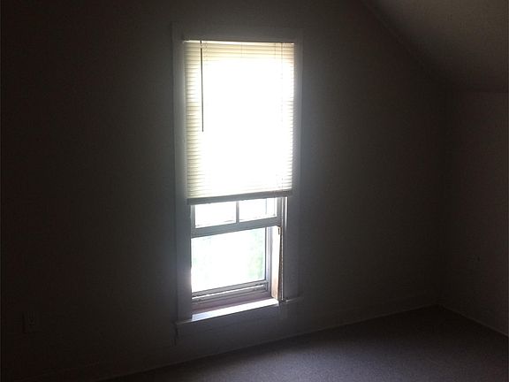 4th image of 407 E University Ave APT 5