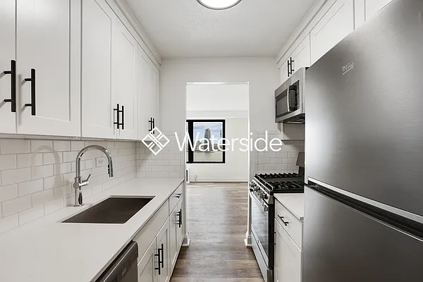 Rented by Brookfield (Funnel) | media 34