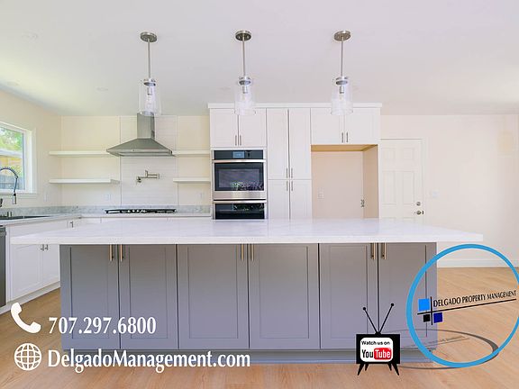 4th image of 1567 Sherman Dr