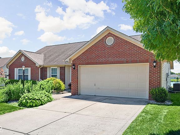 3rd image of 12992 Dellinger Dr