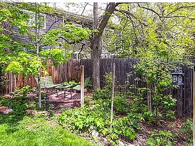 1872 Del Rosa Ct — Photo 17