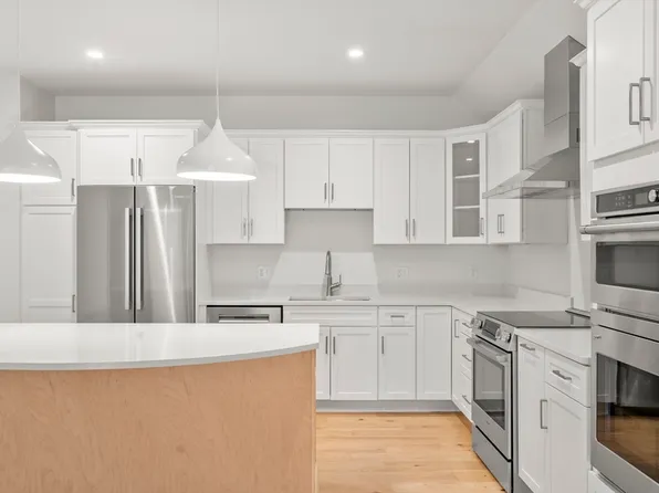 134 Court St #19, Plymouth, MA 02360