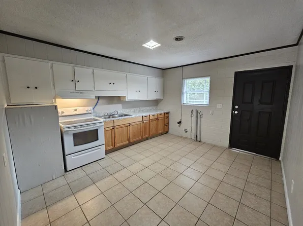 1614 Waring Rd NW #3, Dalton, GA 30721