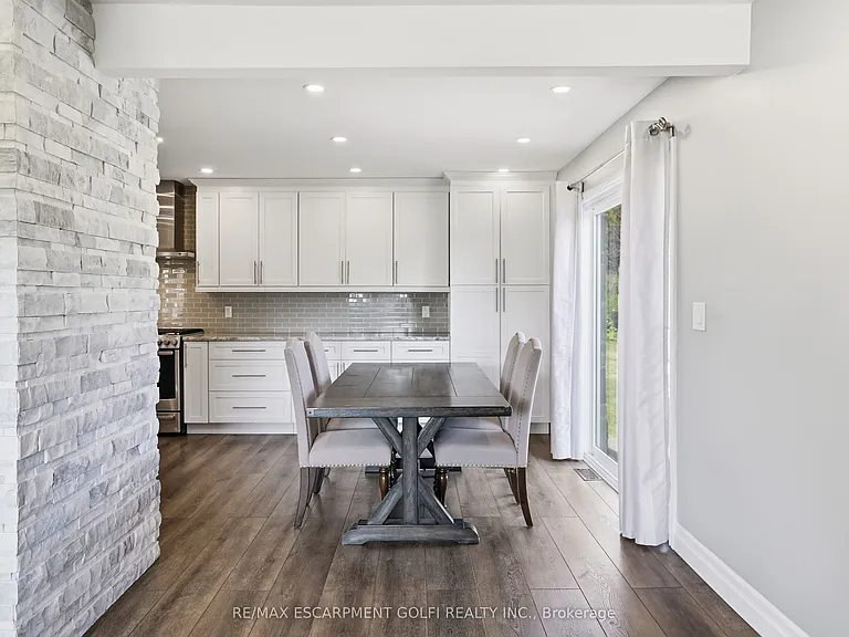 11404 Lakeshore Rd #UPPER — Photo 8