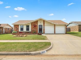 1816 SE 13th St, Moore, OK 73160