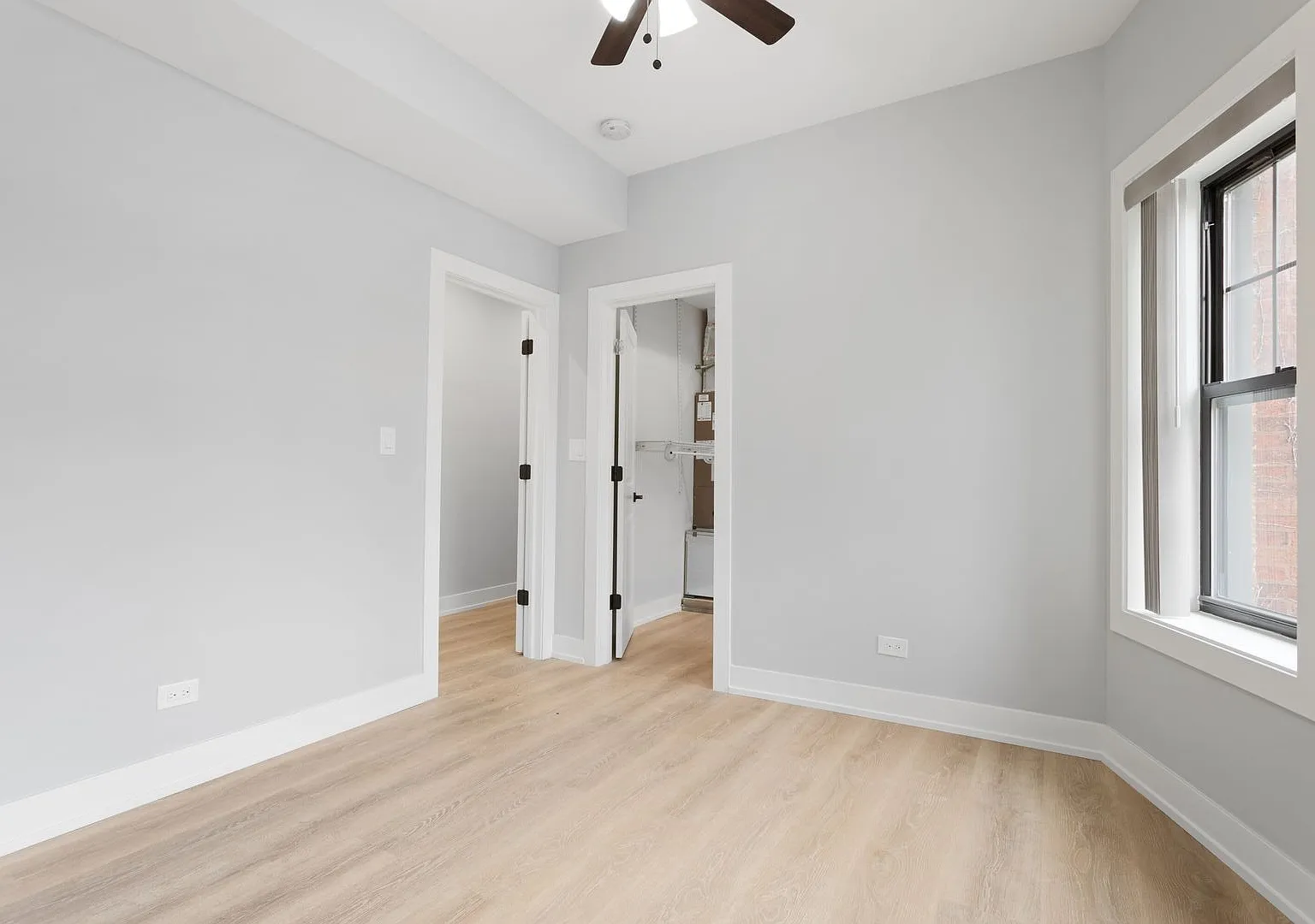 3 bed, 810 sqft, $2,950 — Photo 4