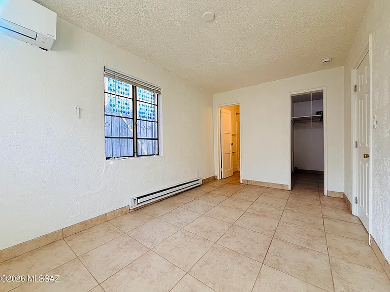 3830 E 2nd St #6 — Photo 10