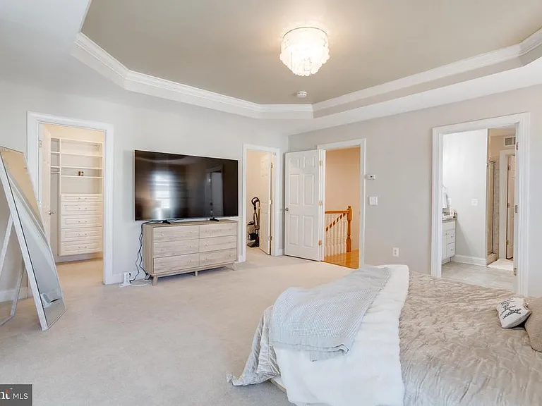 8320 Dockray Ct — Photo 21