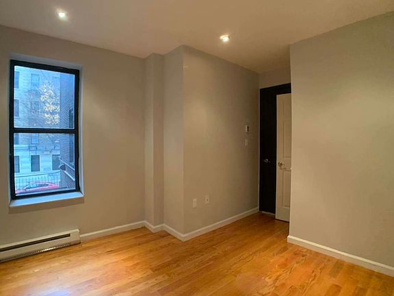 3rd image of 350 Manhattan Ave APT 2H