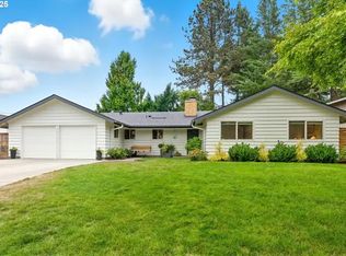 8975 SW Homewood St, Portland, OR 97225