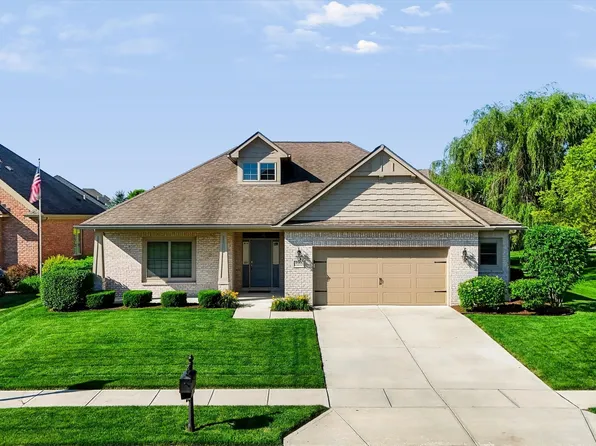 4581 Lexington Row, Greenwood, IN 46143