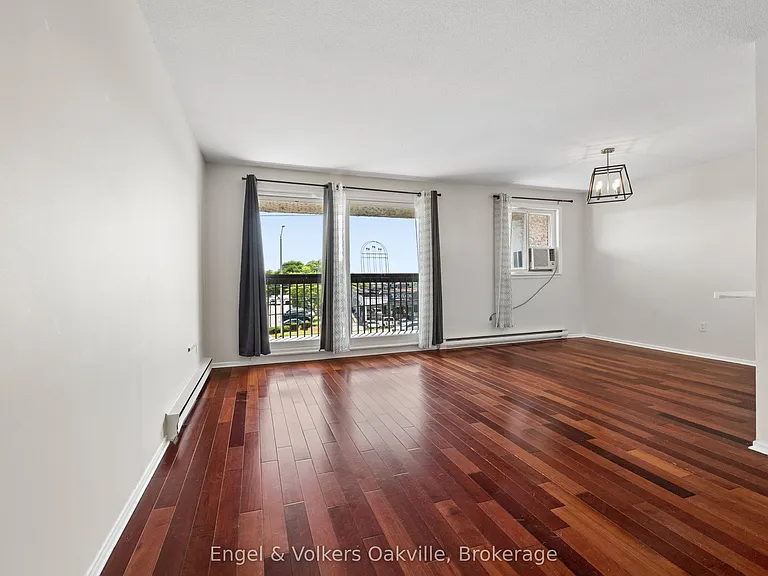 1055 Dundas St E #184 — Photo 4