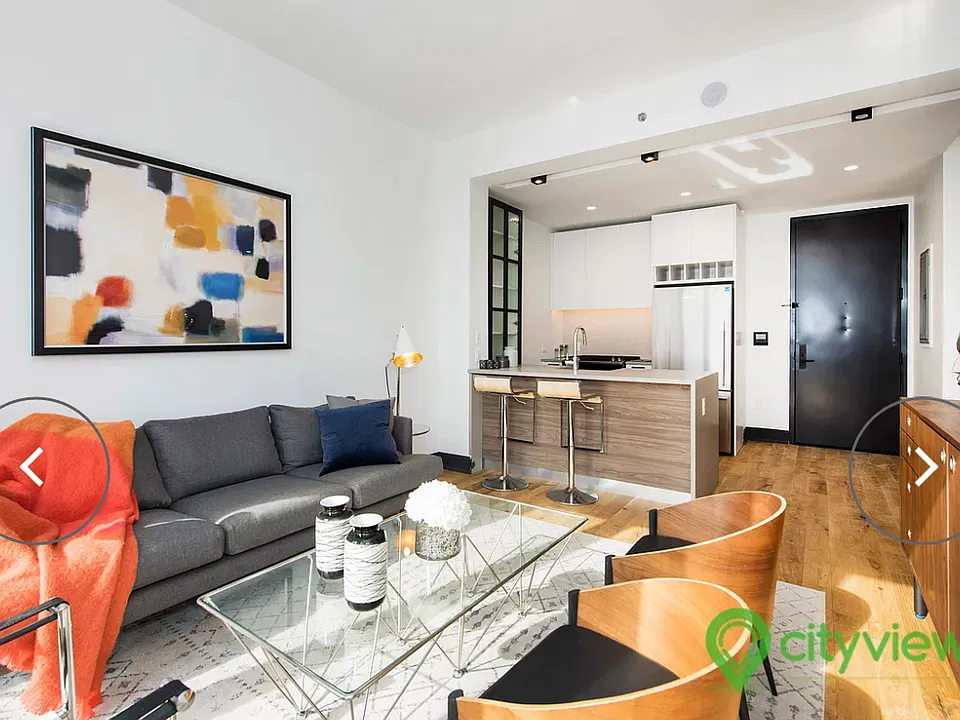 42-20 27th St #407