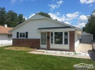 8065 Katherine St, Taylor, MI 48180