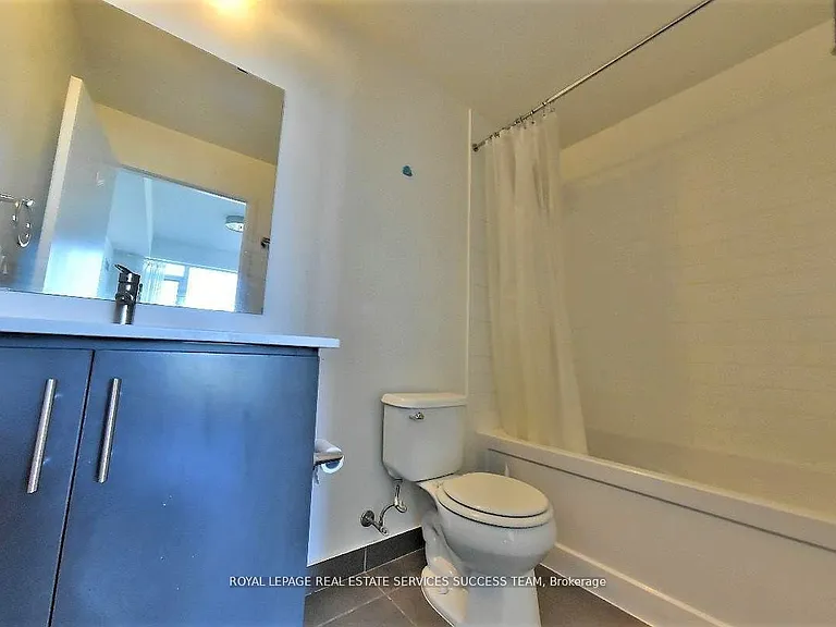 365 Prince Of Wales Dr #1802 — Photo 9