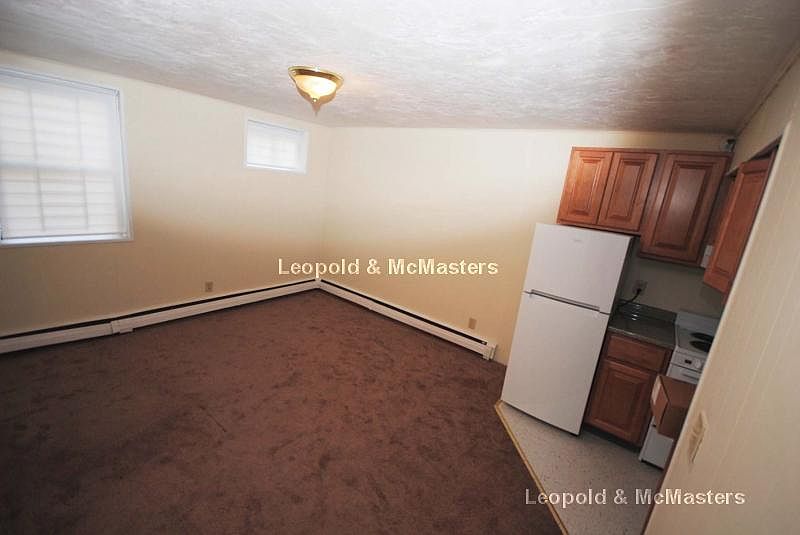 2nd image of 1126 Commonwealth Ave #B3