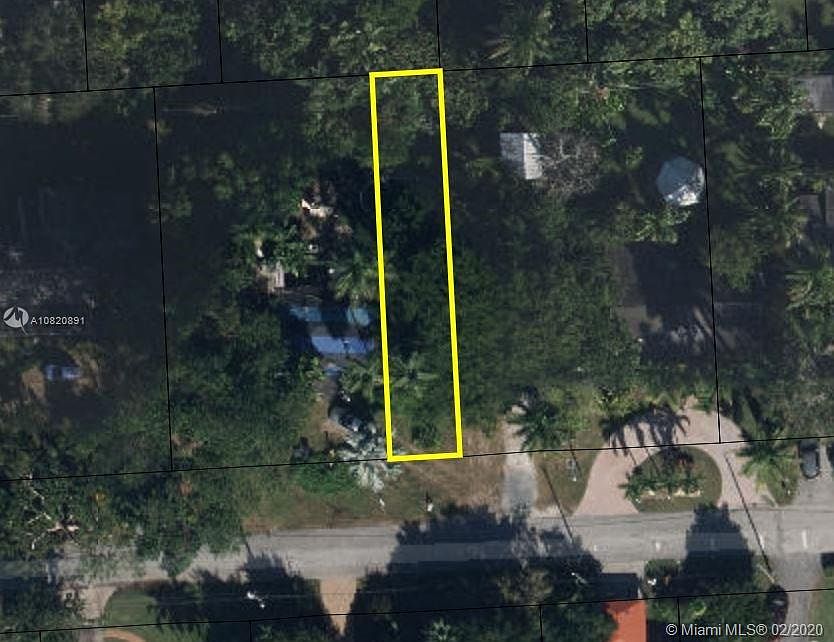2nd image of 6747 SW 78th Ter