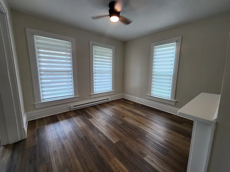 521 Forest Ave #521 — Photo 18
