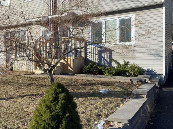 216 Stokil Dr, Lower Sackville, NS B4C 3C3