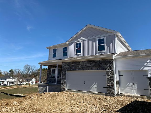 2nd image of 155 Oak Valley Ct