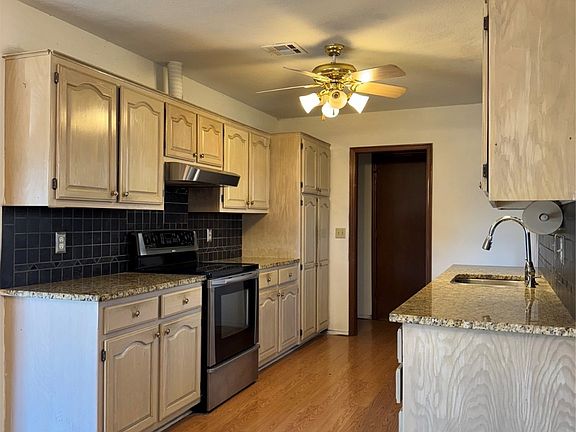4th image of 1044 E 145th Pl S