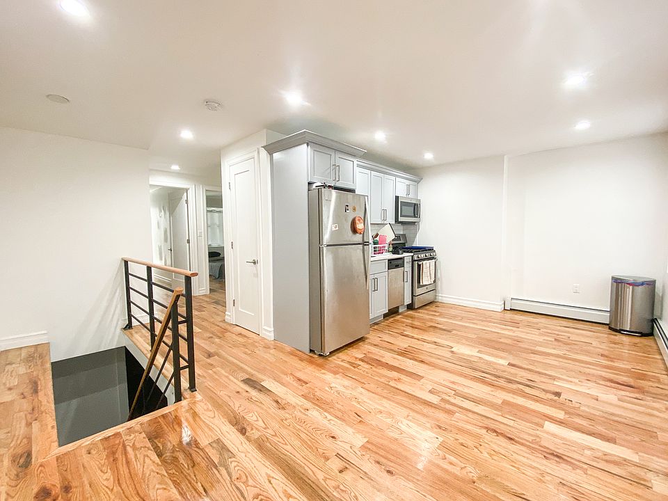 1st image of 510 Lafayette Ave #1