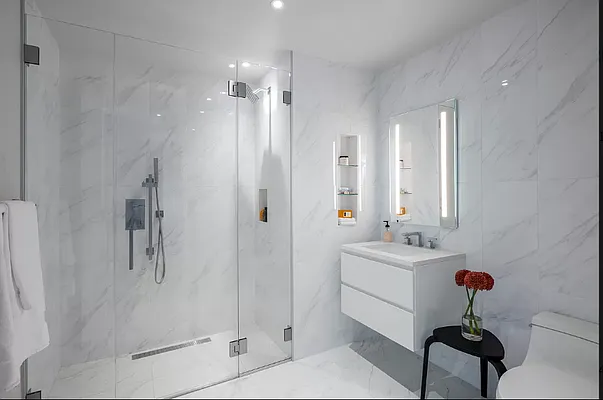 Rented by Manhattan Realty Group | media 6