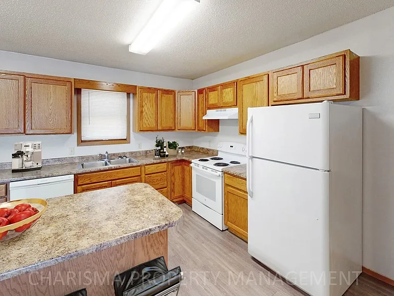 Pheasant View Apartments — Photo 18