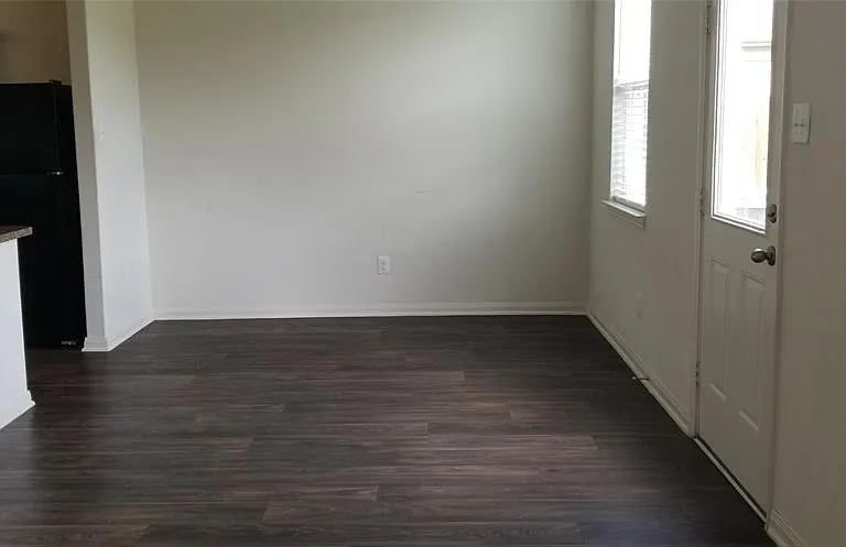 2906 Seacrest Ln — Photo 9