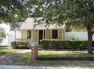 714 Railroad Ave W #1, Dunedin, FL 34698