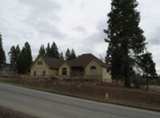 6127 Coopers Hawk Rd, Klamath Falls, OR 97601