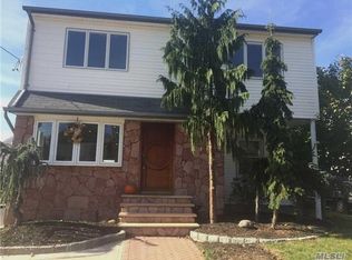 375 Yale Rd, Garden City, NY 11530