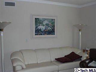 5th image of 600 E Magnolia Blvd APT 101