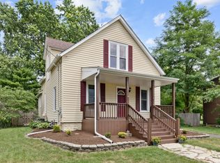 1512 S 7th Ave, St Charles, IL 60174