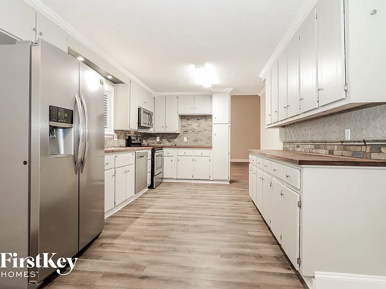 2668 Royal Oak Ct — Photo 8