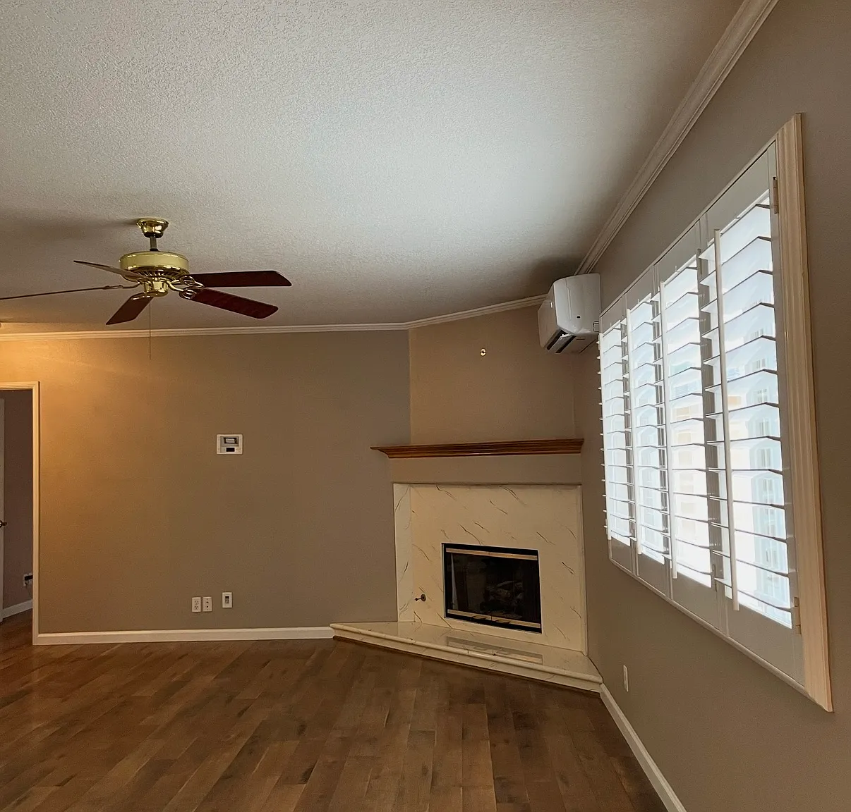 1 bed, 800 sqft, $2,400 — Photo 2