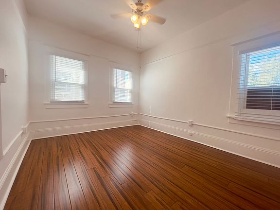 5th image of 3701 SE Hawthorne Blvd #201