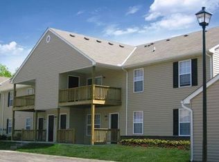 255 Summerfern Ln, Columbus, OH 43213