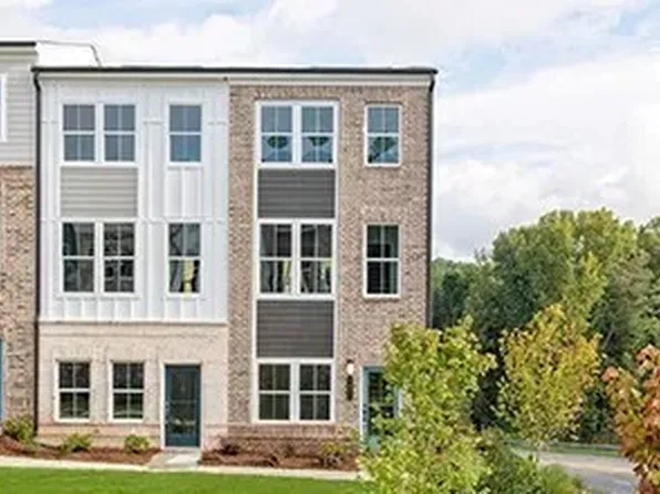 2664 Brookview Ln NW, Atlanta, GA 30318