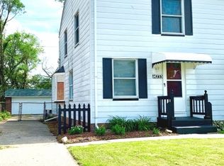 14233 Tuckahoe Ave, Cleveland, OH
